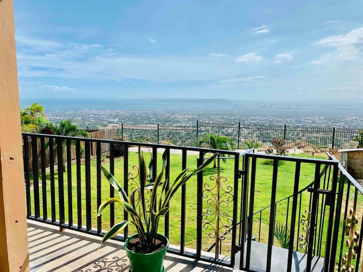 فيلا كينغستونفي Bella Vista المظهر الخارجي الصورة